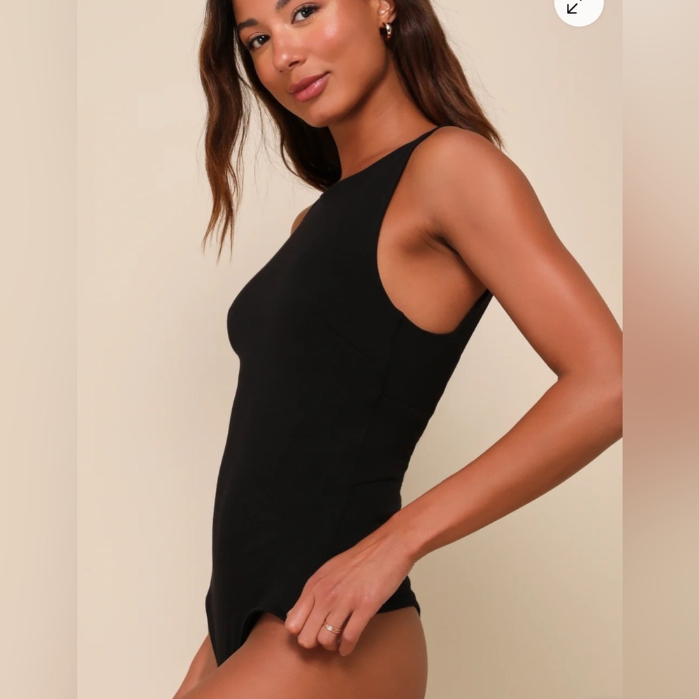 New‎ Lulu’s bodysuit black size XLarge